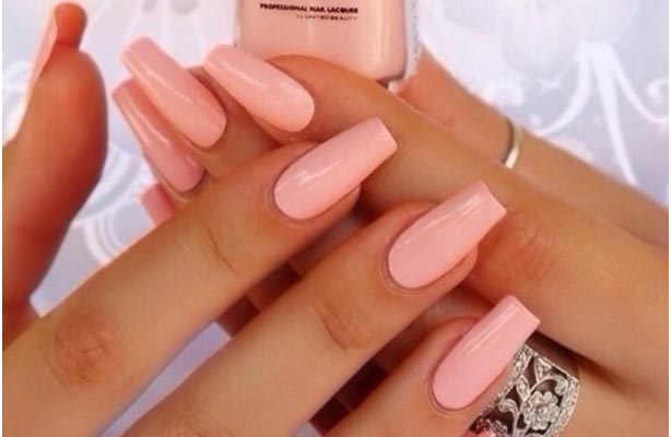 Love this peachy pink gel nail color! | Pink gel nails, Gel nail colors,  Gel nails